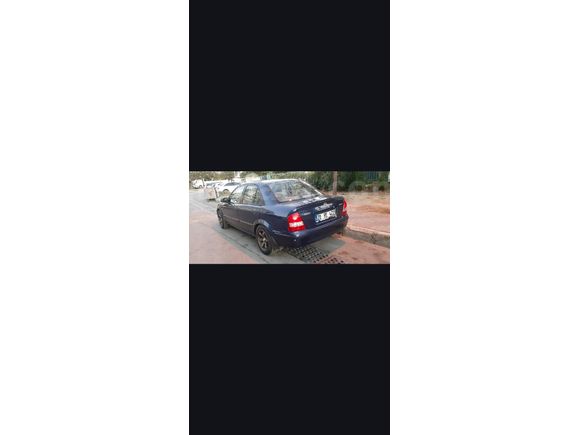 Sahibinden Mazda 323 1.5 2000 Model
