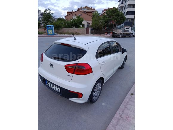 UYGUN FİYATA!!! Sahibinden Kia Rio 1.4 CRDi Comfort 2016 Model Konya 200.000 km Beyaz