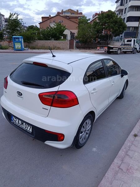Sahibinden Kia Rio 1.4 CRDi Comfort 2016 Model Konya 207.000 km Beyaz
