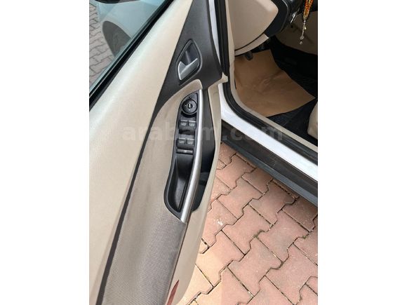 Sahibinden Ford Focus 1.6 TDCi Style 2013 Model