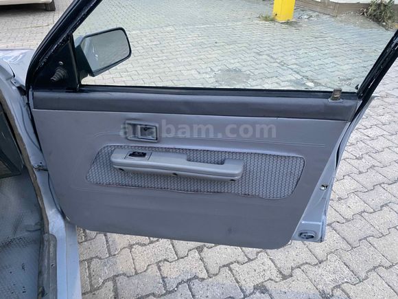 Sahibinden Kia Pride 1.3 2000 Model  220.000 km Gri