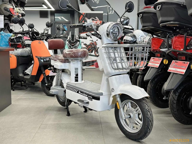 Galeriden E-Z-GO RXV 2025 Model Manisa - 40531229 | arabam.com