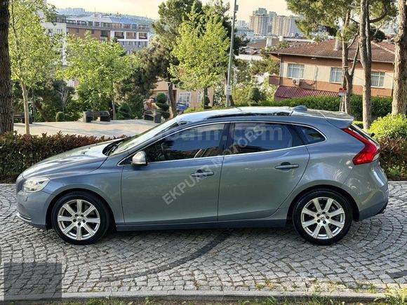 2017 MODEL VOLVO V40 1.5 INSCRİPTİON 152HP CAM TAVAN