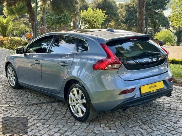 2017 MODEL VOLVO V40 1.5 INSCRİPTİON 152HP CAM TAVAN