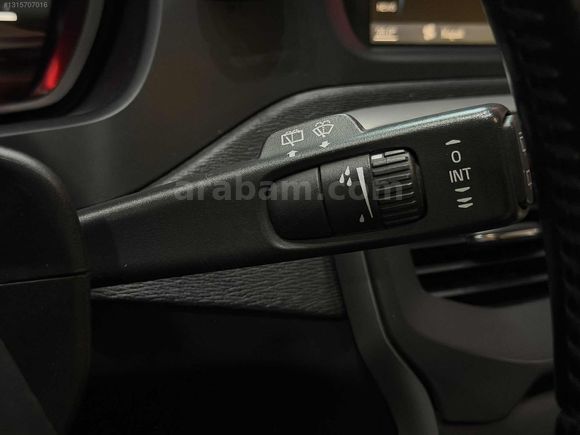 2014 DİZEL OTOMATİK VOLVO V40