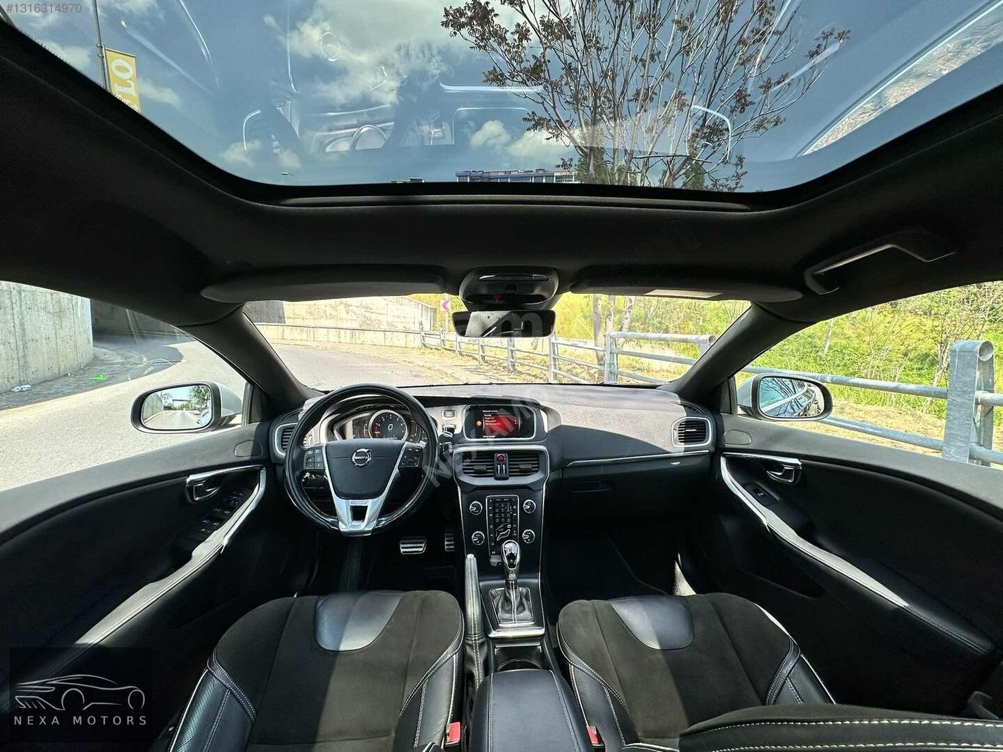 Galeriden Volvo V40 1.5 R-Design 2017 Model İstanbul 113.000 km Siyah 2