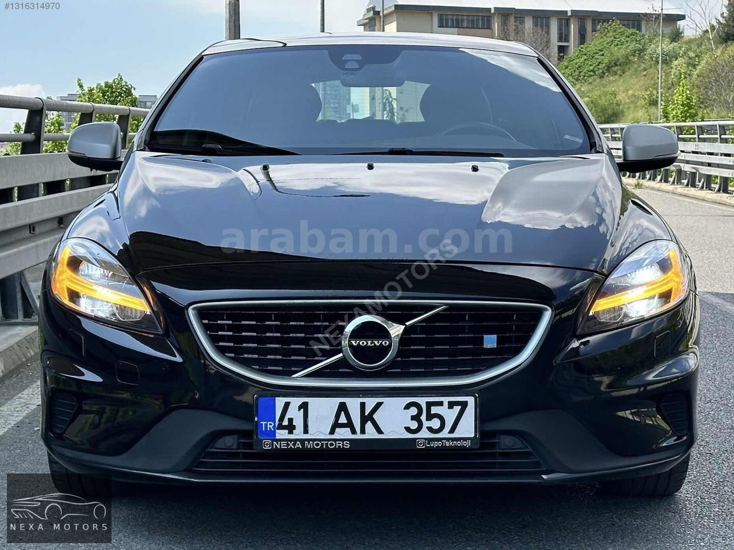 Galeriden Volvo V40 1.5 R-Design 2017 Model İstanbul 113.000 km Siyah 4
