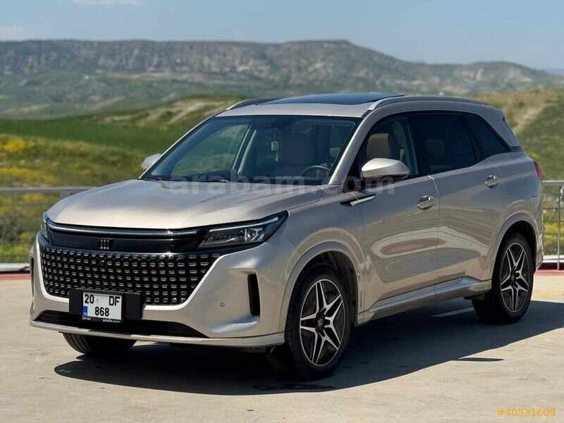Galeriden DFSK E5 1.5 Elegance 2024 Model Denizli 26.000 km Şampanya