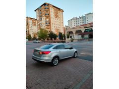 2015 DİZEL OTAMATİK ORİJİNAL 81 BİN KM DE MASRAFSIZ BAKIMLI FOCUS