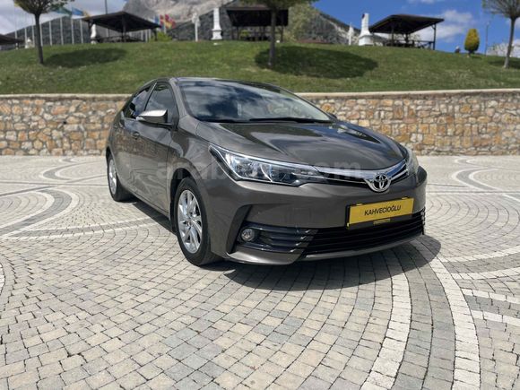 Düşük km masrafsız Toyota Corolla 1.4 D-4D Advance 2016  model