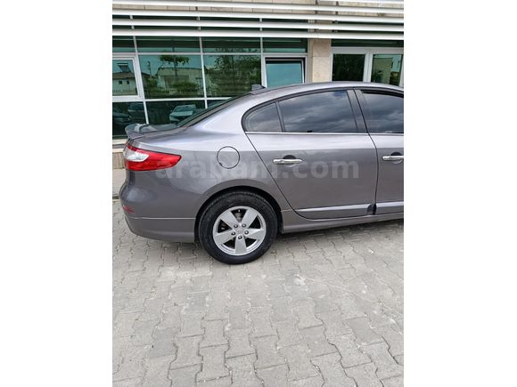 Sahibinden Renault Fluence 1.6 Dynamique 2011 Model Adana