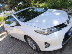 Sahibinden Toyota Auris 1.4 D-4D Active 2013 Model  145.195 km Beyaz