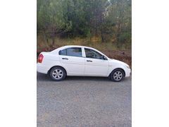 Sahibinden Hyundai Accent Era 1.4 Mode 2012 Model  75.300 km Beyaz