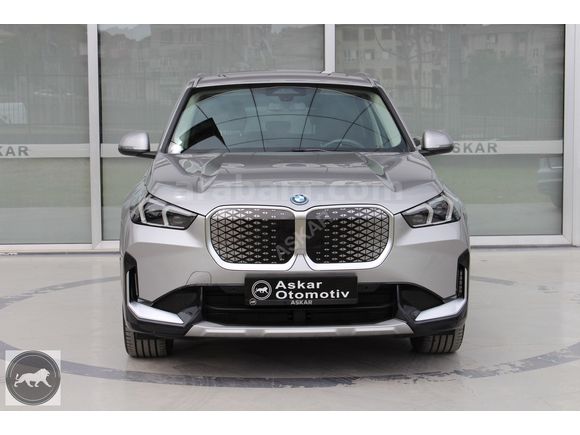 ASKAR OTOMOTİV'DEN 2024 İX1 eDRİVE20 X LİNE DERİ KOLTUK