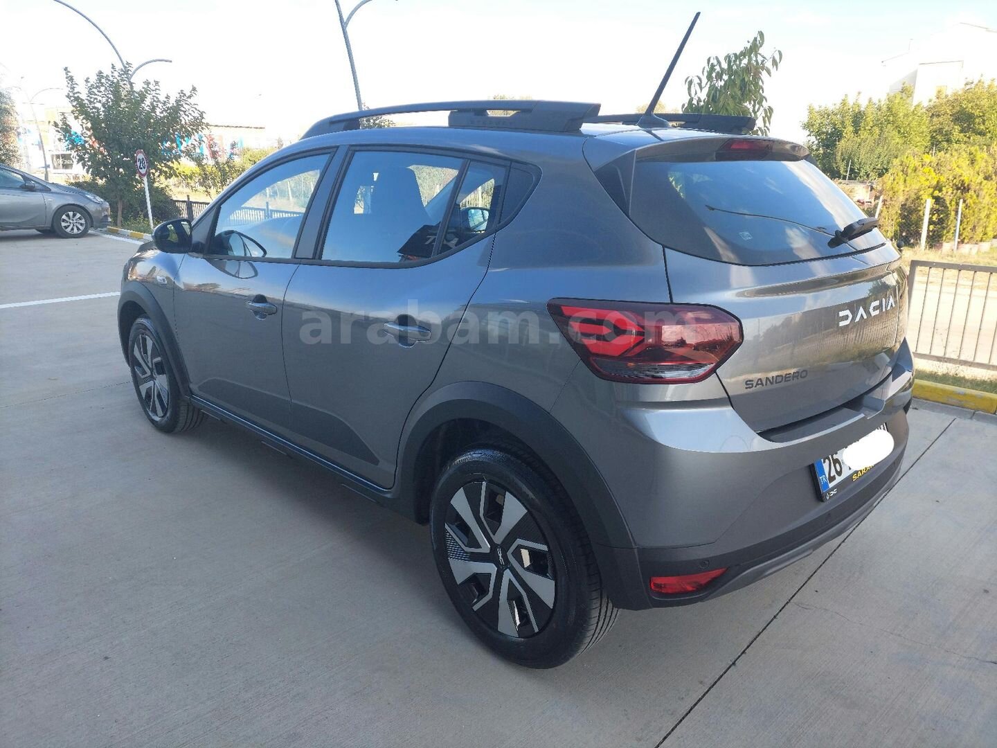 İLK SAHİBİ ÖĞRETMENDEN HATASIZ BOYASIZ ÇİZİKSİZ LEKESİZ OTOMATİK VİTES 2025 MODEL DACIA SANDERO STEPWAY 4