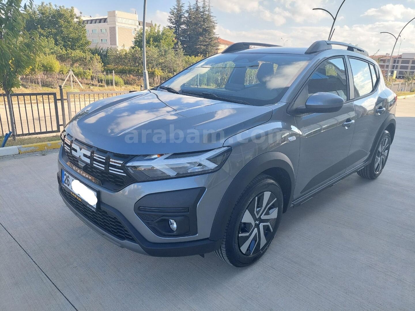 İLK SAHİBİ ÖĞRETMENDEN HATASIZ BOYASIZ ÇİZİKSİZ LEKESİZ OTOMATİK VİTES 2025 MODEL DACIA SANDERO STEPWAY 2
