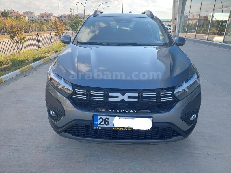 İLK SAHİBİ ÖĞRETMENDEN HATASIZ BOYASIZ ÇİZİKSİZ LEKESİZ OTOMATİK VİTES 2025 MODEL DACIA SANDERO STEPWAY