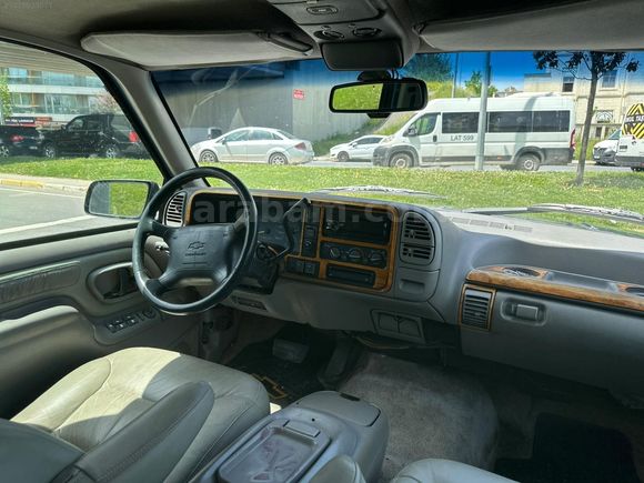 Tahoe 5.7 V8 AWD LS Otomatik