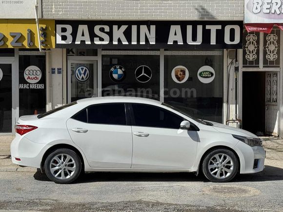 BASKIN OTO'DAN HATASIZ BOYASIZ COROLLA