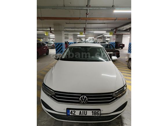 Sahibinden Volkswagen Passat 1.5 TSi Impression 2021 Model  17.000 km Beyaz
