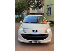 Sahibinden Peugeot 207 1.4 HDi Trendy 2008 Model  280.000 km Beyaz