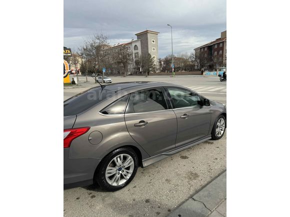 Sahibinden Ford Focus 1.6 TDCi Style 2013 Model  255.000 km Kahverengi