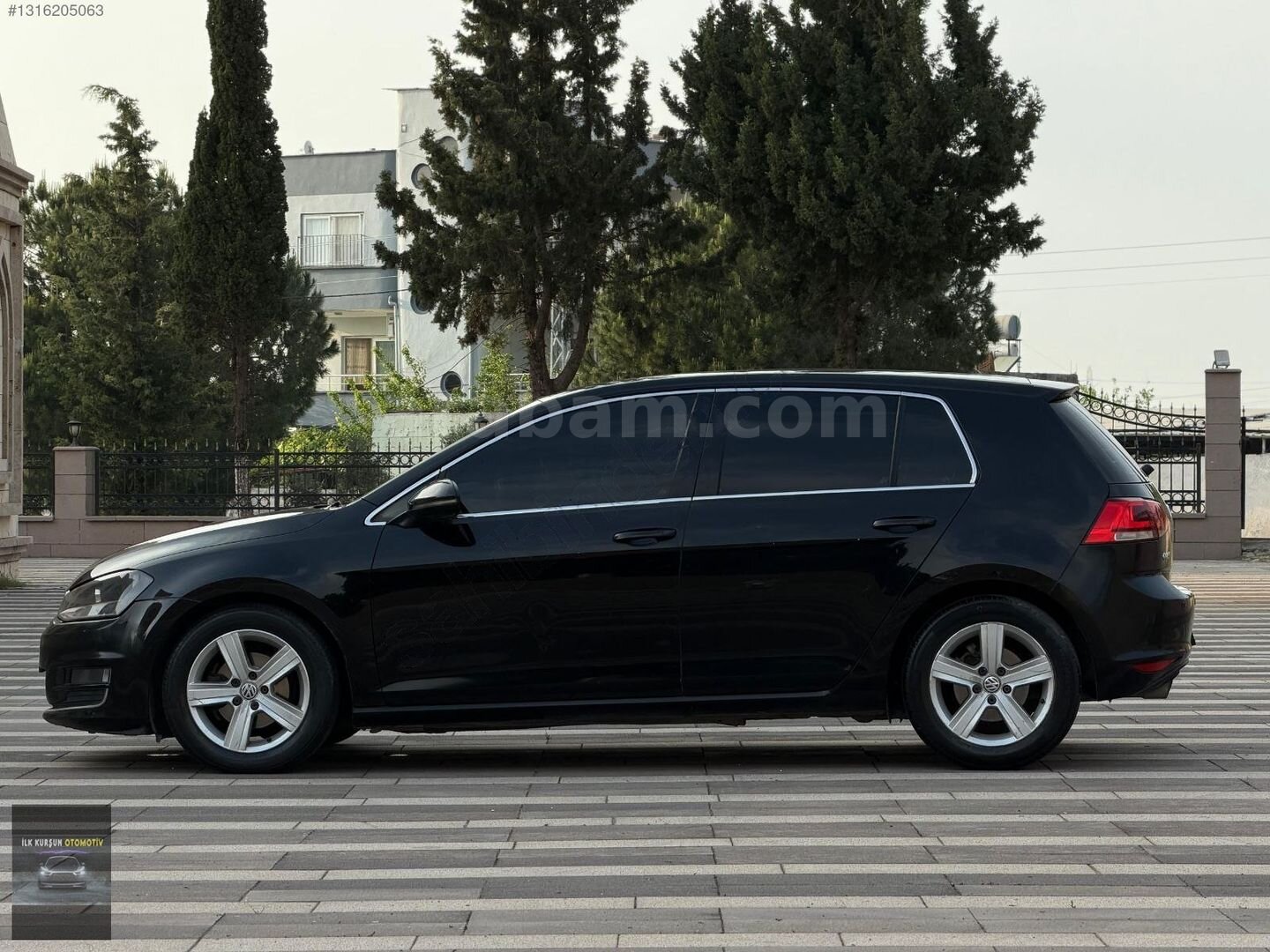 Galeriden Volkswagen Golf 1.6 TDi Comfortline 2015 Model Hatay 279.000 km Siyah 6