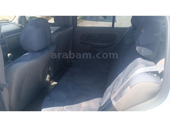 Sahibinden Renault Clio 1.4 2001 Model