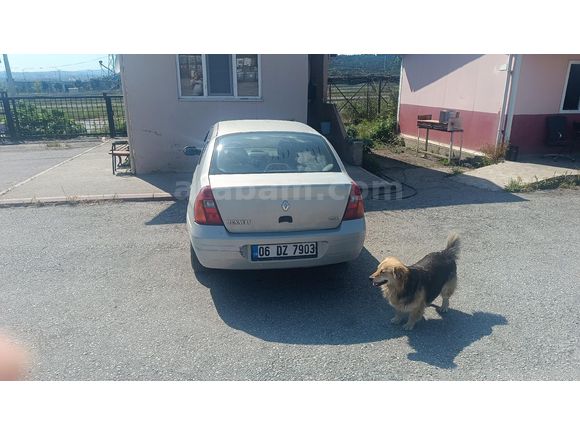 Sahibinden Renault Clio 1.4 2001 Model