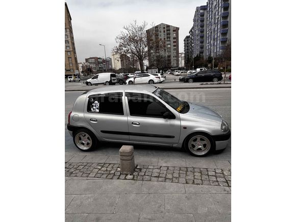 Sahibinden Renault Clio 1.4 RTA 2000 Model 