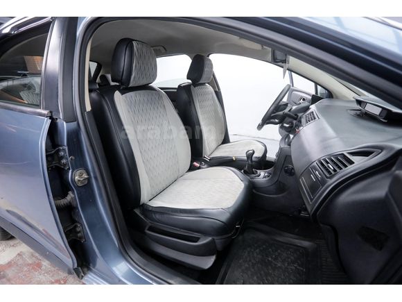 Citroen C4 1.6 HDi SX 2007 Model