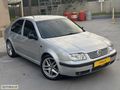 2000 VOLKSWAGEN BORA 1.6 COMFORTLINE