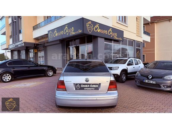 ÖMER ÖZER'DEN 2004 MODEL DEĞİŞENSİZ 1.6 PACİFİC VW BORA
