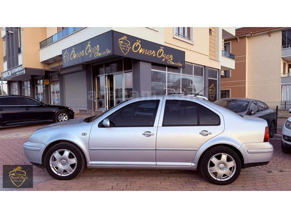 ÖMER ÖZER'DEN 2004 MODEL DEĞİŞENSİZ 1.6 PACİFİC VW BORA