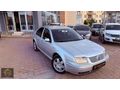 ÖMER ÖZER'DEN 2004 MODEL DEĞİŞENSİZ 1.6 PACİFİC VW BORA