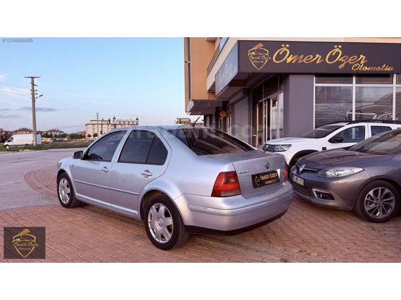 ÖMER ÖZER'DEN 2004 MODEL DEĞİŞENSİZ 1.6 PACİFİC VW BORA