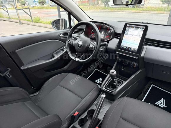 2020 CLİO 1.0 SCE JOY 71 BİN KM DE GENİŞ EKRAN GERİ GÖRÜŞ