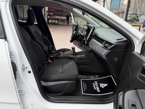 2020 CLİO 1.0 SCE JOY 71 BİN KM DE GENİŞ EKRAN GERİ GÖRÜŞ