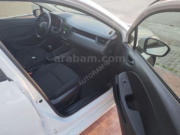 AUTORAM16 'DAN 2022 RENAULT CLİO 1.0 SCE BENZİN