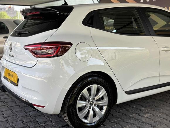 RENAULT CLIO 2020 KREDİ KARTI GEÇERLİ
