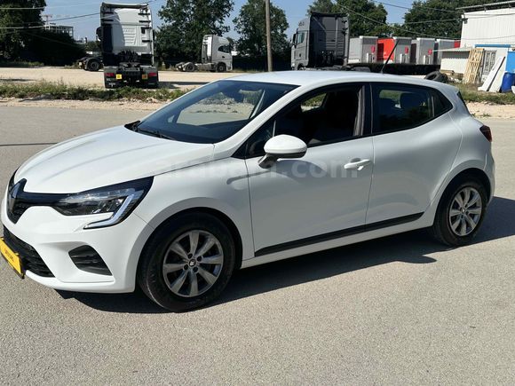 2021 CLIO  60km KARTA 12 taksit