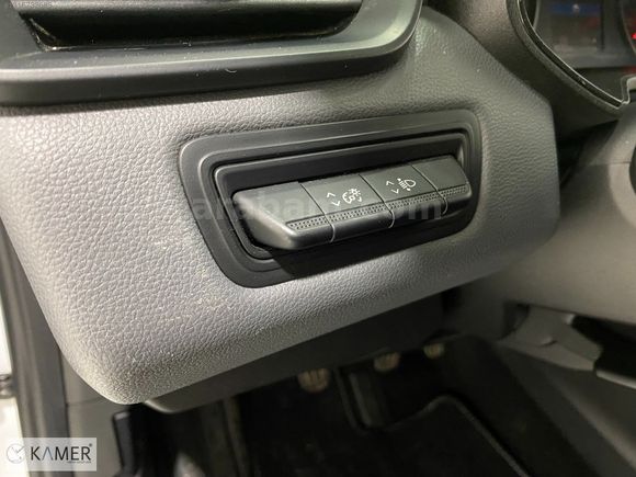 KAMER DEN 2023 MODEL RENAULT CLİO 1.0 SCE JOY BENZİN MANUEL
