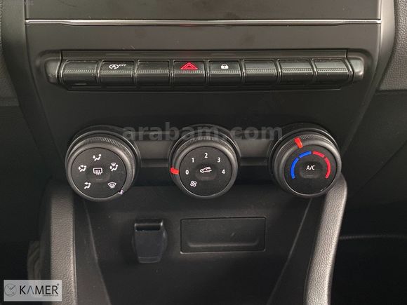 KAMER DEN 2023 MODEL RENAULT CLİO 1.0 SCE JOY BENZİN MANUEL