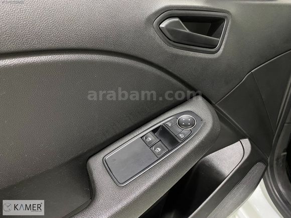 KAMER DEN 2023 MODEL RENAULT CLİO 1.0 SCE JOY BENZİN MANUEL