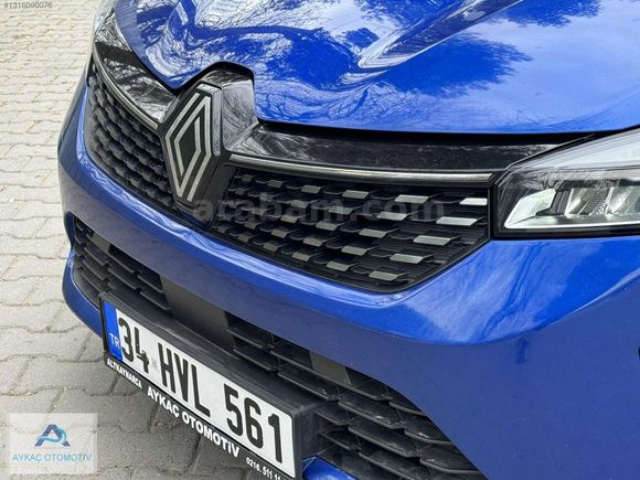 2024 TRAFİĞE ÇIKIŞLI LANSMAN RENK CLİO Equilibre