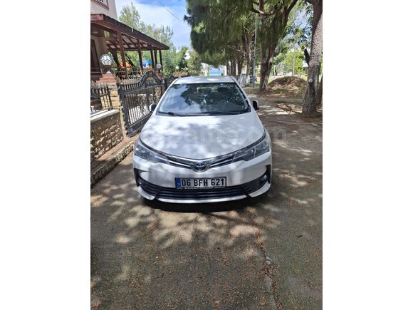 Sahibinden Toyota Corolla 1.4 D-4D Touch 2018 Model