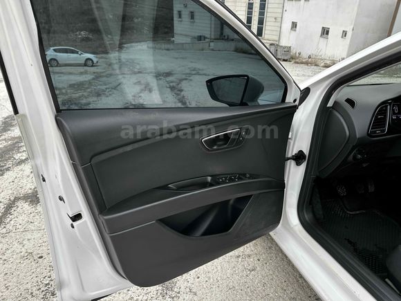 GENÇ AUTO'DAN SEAT LEON 0.68 KREDİ İMKANI İLE