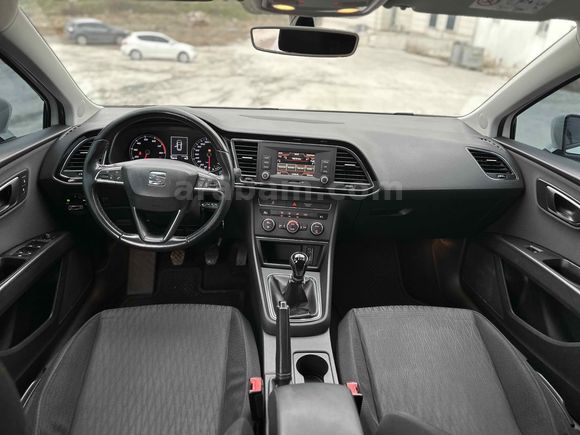 GENÇ AUTO'DAN SEAT LEON 0.68 KREDİ İMKANI İLE