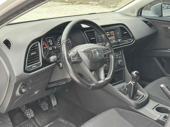 GENÇ AUTO'DAN SEAT LEON 0.68 KREDİ İMKANI İLE