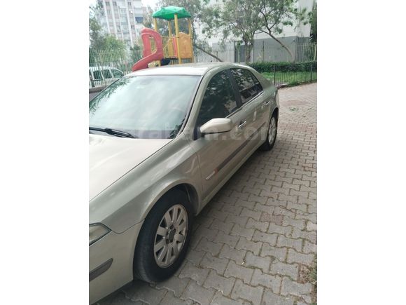 Sahibinden Renault Laguna 2.0 Privilege 2003 Model